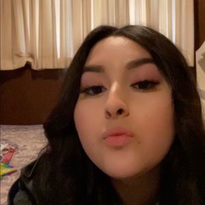 Meet your Posher, Rae